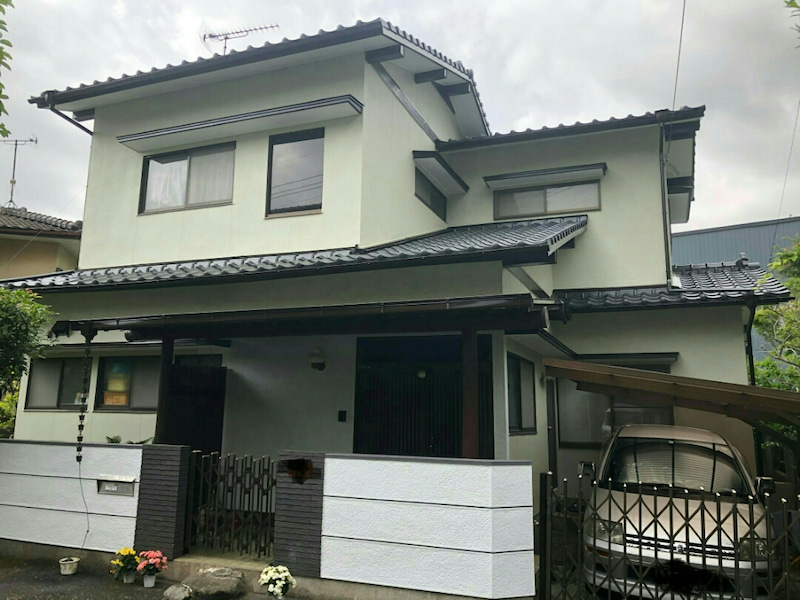 家屋全面塗装リフォーム後、関西ペイント弾性系塗装:アクアビルドアップ